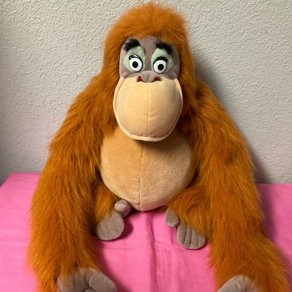 Vintage “King Louie” The Jungle Book Orangutan with fasteners Walt Disney World